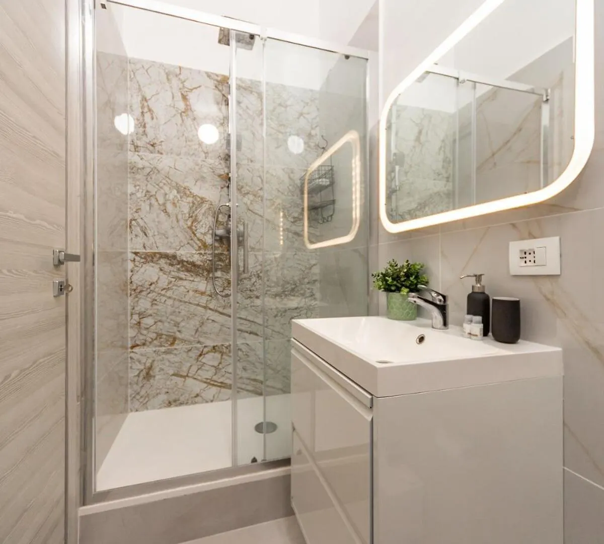 Rosa House Apartment Milan