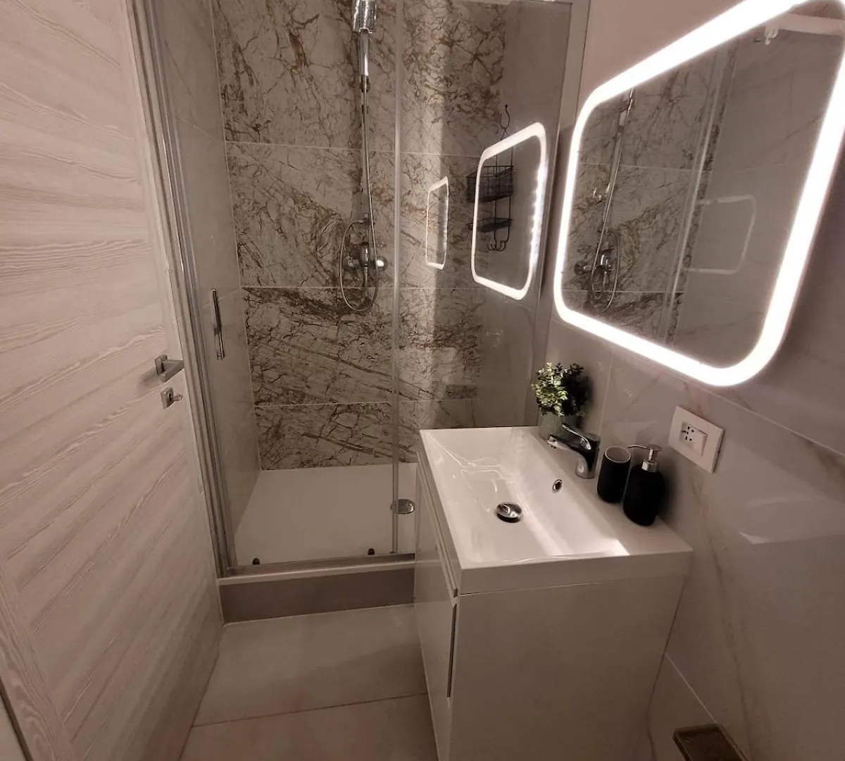 Rosa House Apartment Milan 0*,
